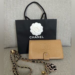 ✅ Authentic Chanel Tan Wallet